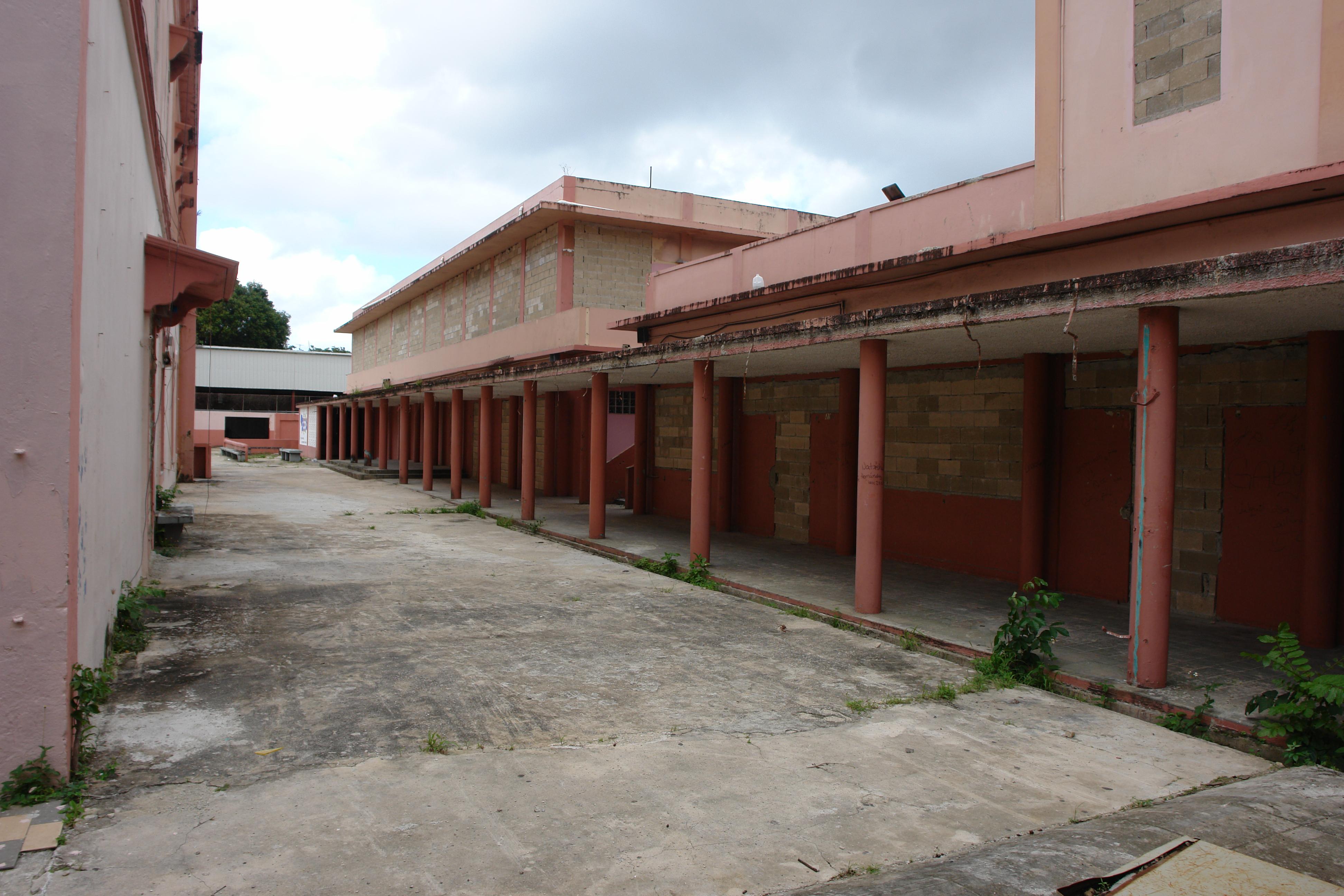 Colegio La Milagrosa - San Juan (Río Piedras) - 2011 00019